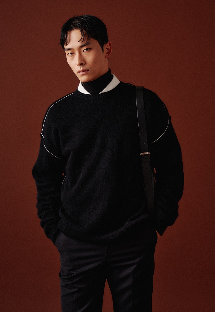 Contrasting Cashmere Sweater_ Black