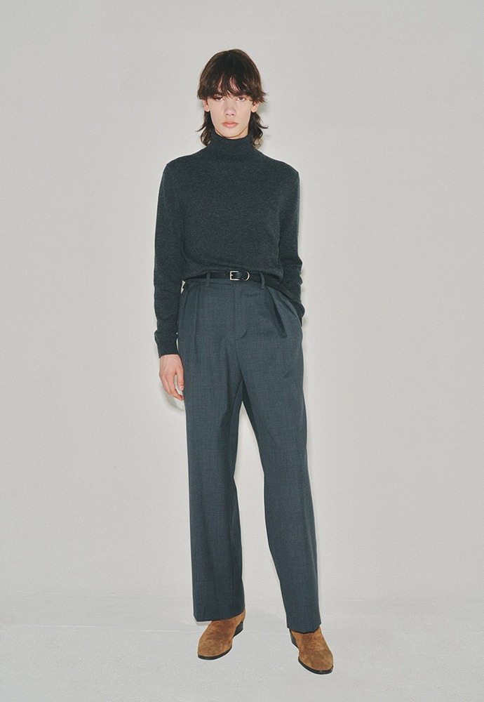 Double-pleats Relaxed Trousers_ Grey